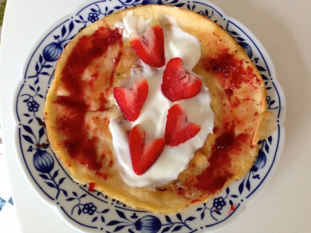 heart pancakes 8