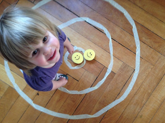 sponge_throw_darts circles