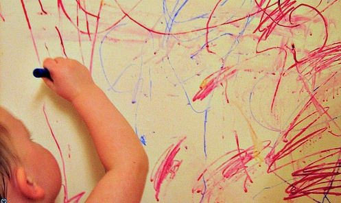 draw_crayon_kid_wall
