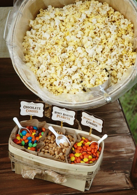 outdoor movie night 5