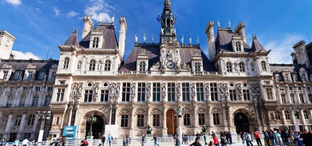 Ice - Skating In Paris with kids